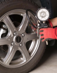 タイヤの空気圧を見てほしい